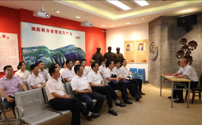 031596419995377602.png 22.png