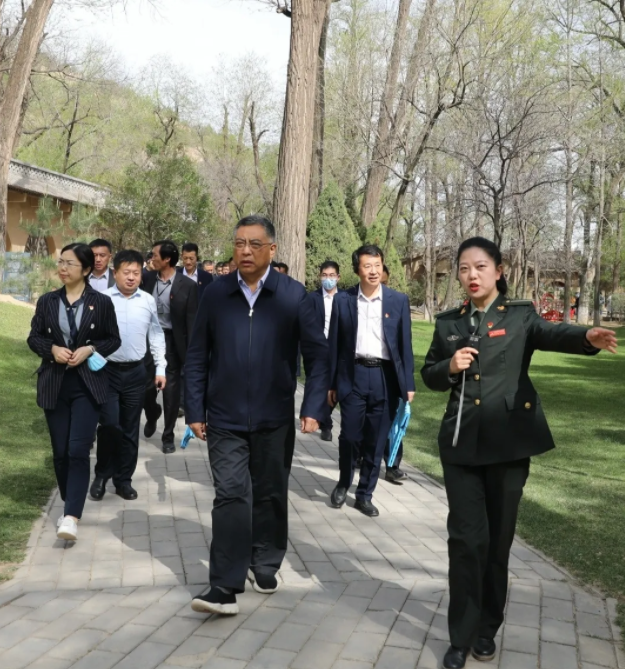 301619747176878879.png 1.png